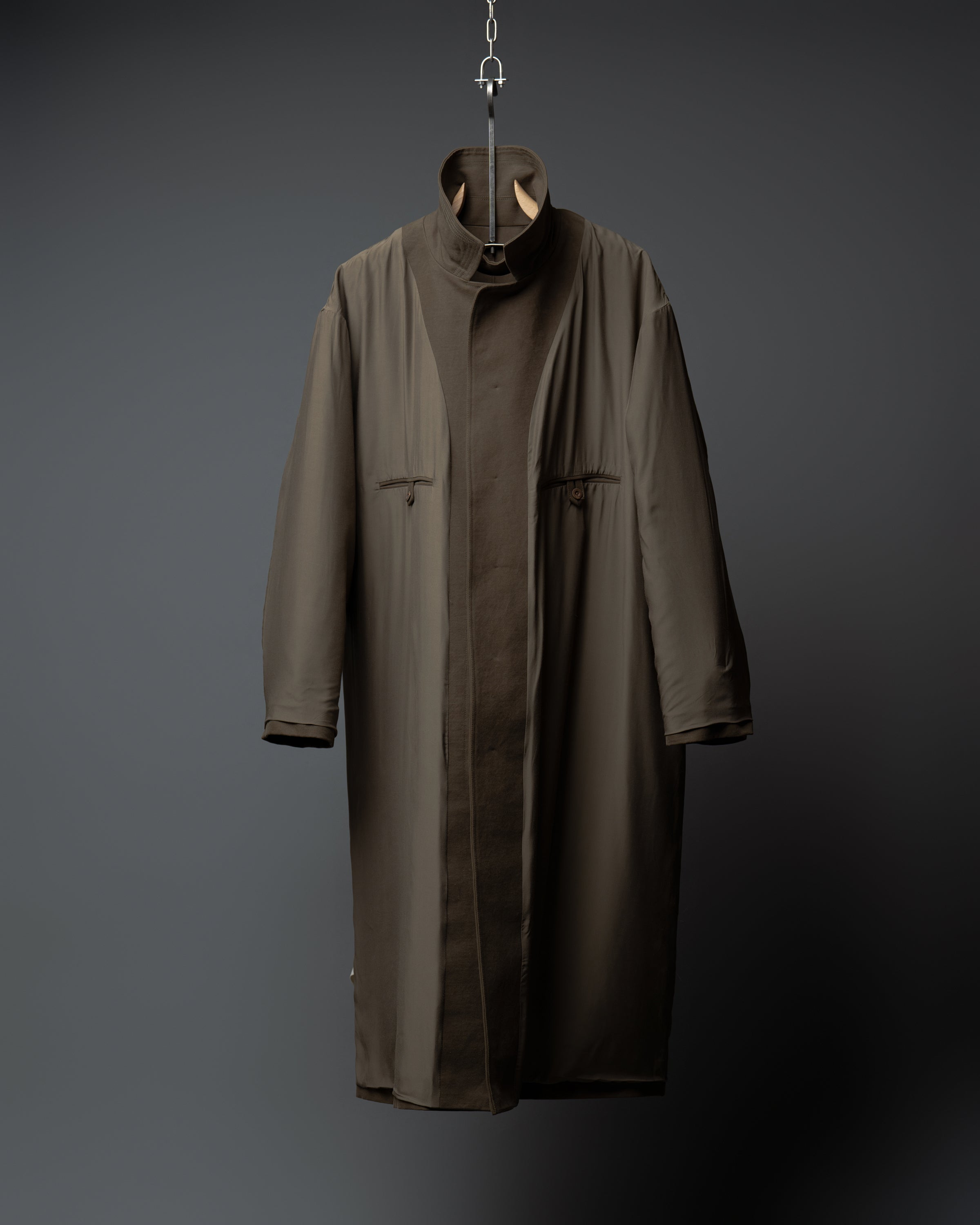 【Exclusive】Relaxed Mac Coat