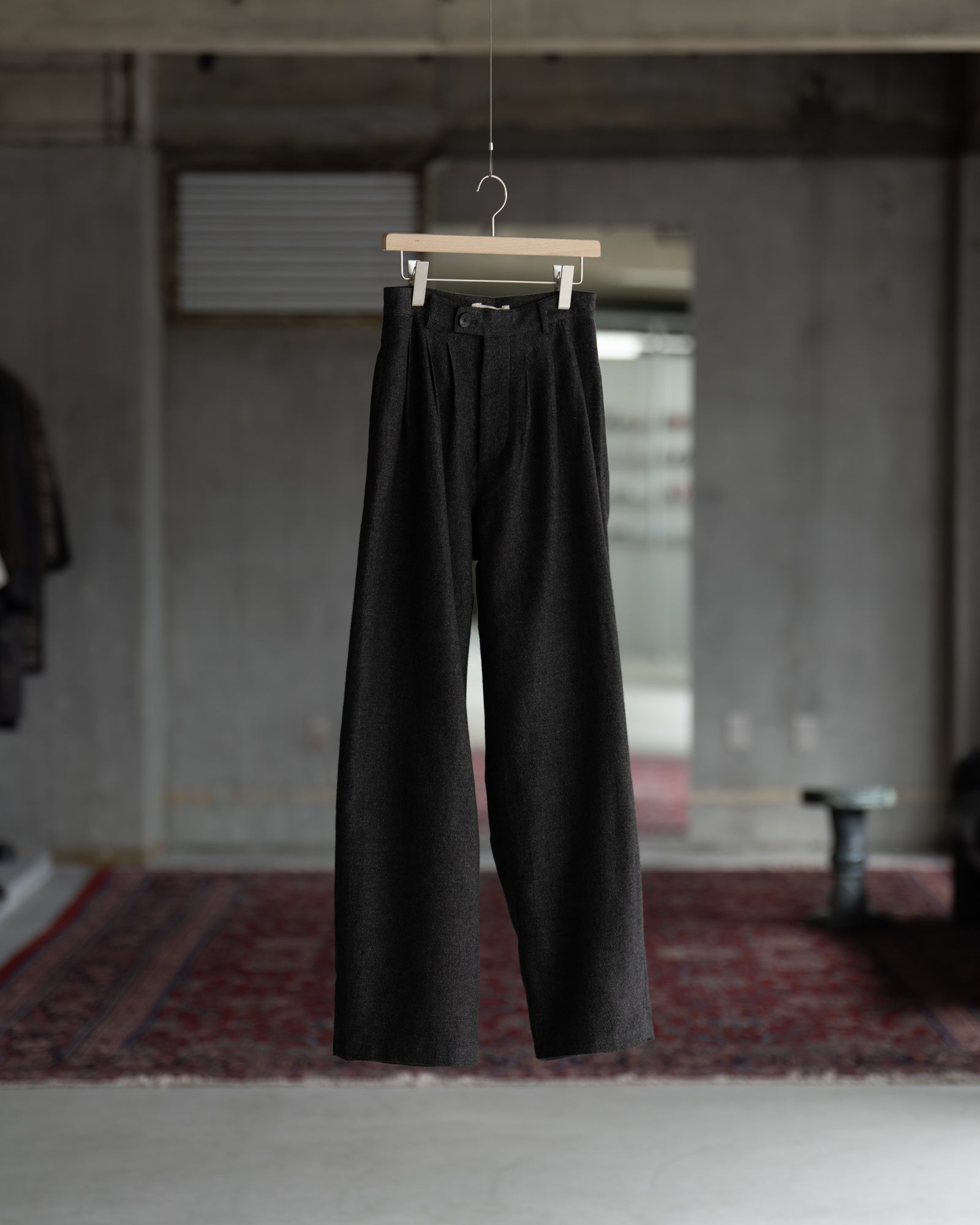 Triple Pleated Pant