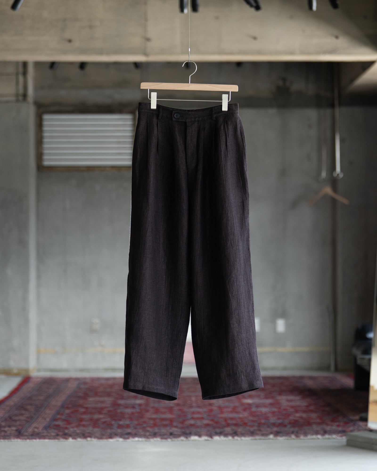 Triple Pleated Pant