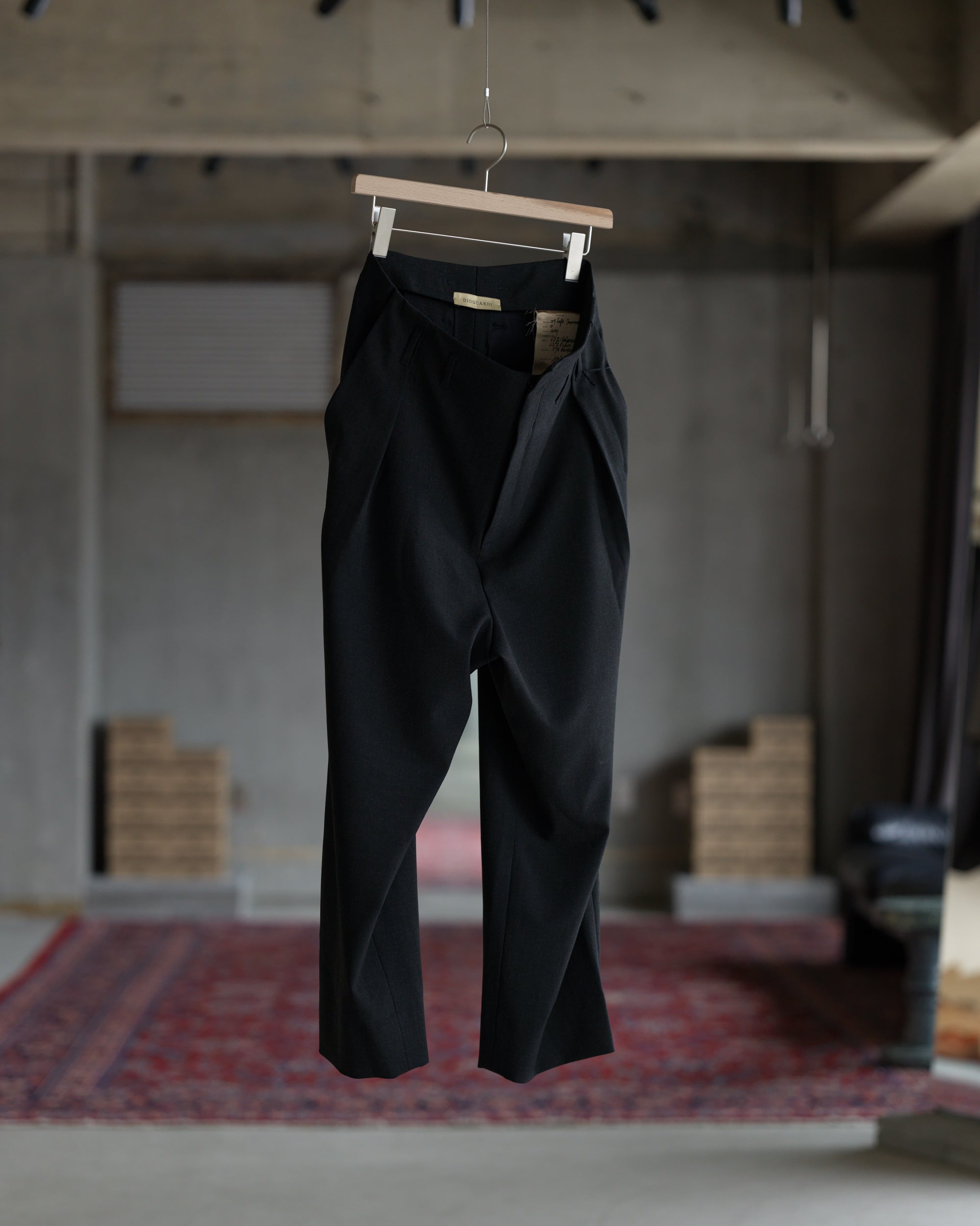 Signature Trousers 009 - Left Important Gray
