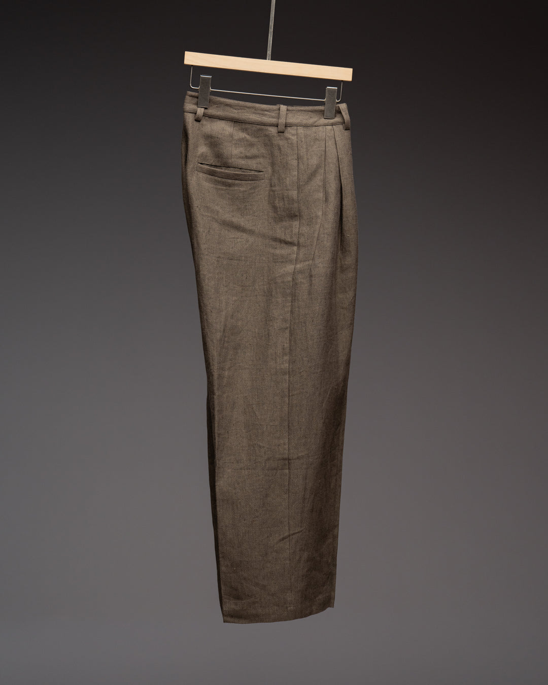 Front Pleat Tapered Trouser
