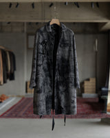 ハンガーにかかった ARCHIVIO J.M. Ribot の CO01 / TR（Grey Glen Check） 前を開けた正面