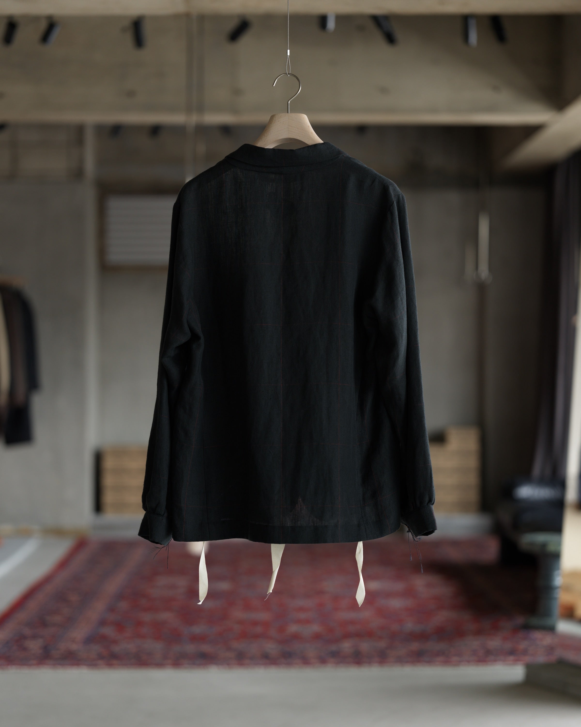 G33 / QU - Black Windowpane