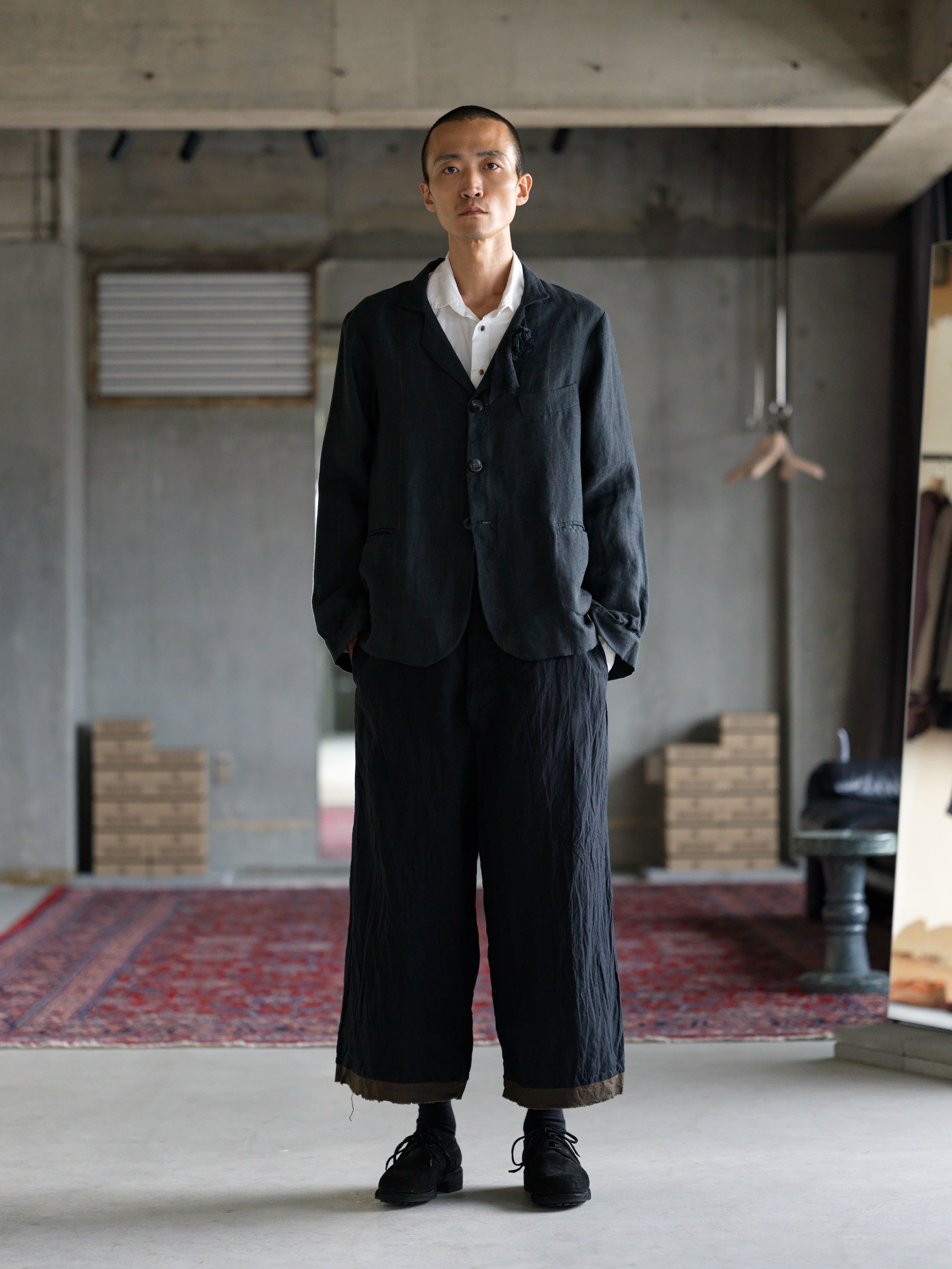 G33 / QU - Black Windowpane