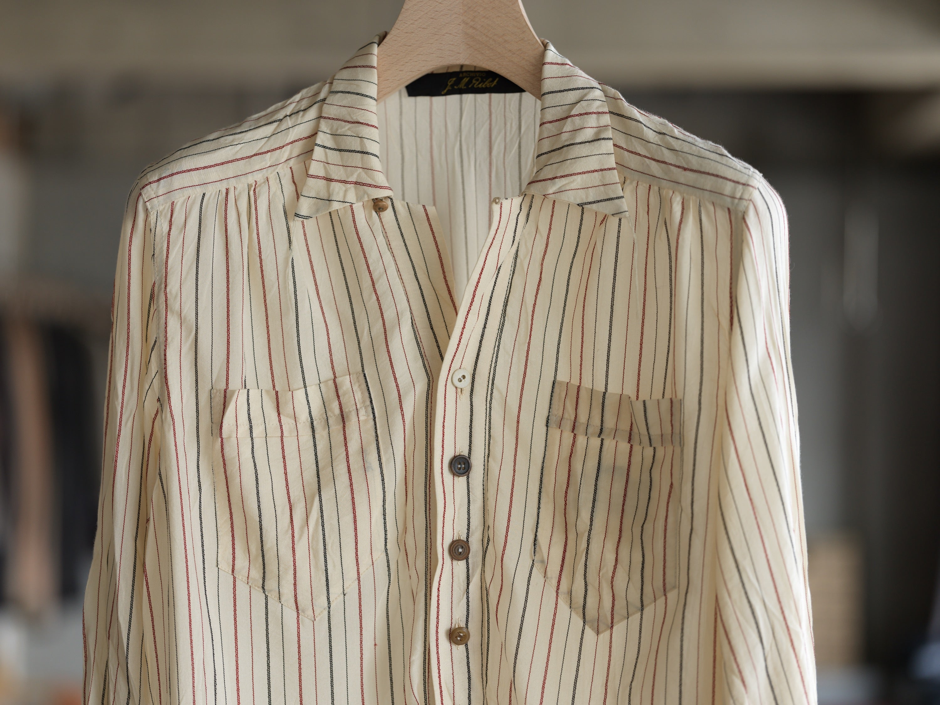 SH22 / RI - Ecru Stripe